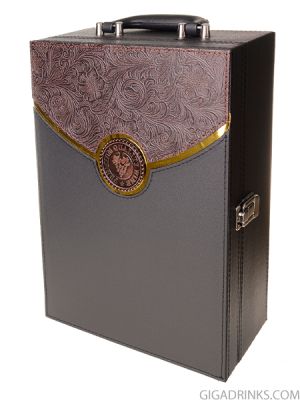 Wine box with 3 tools 