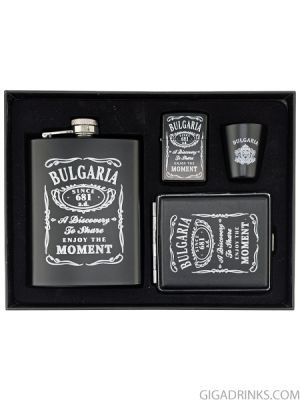 Gift box Bulgaria - flask, cigarette case, petrol lighter and cup